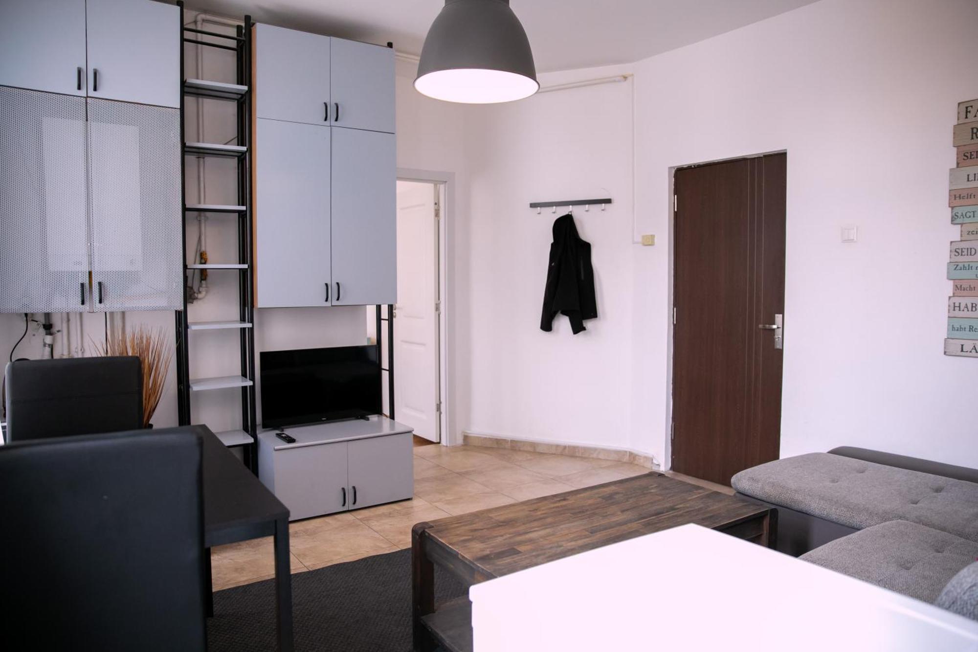 Color Apartments Street Blanari 12 Bukarest Eksteriør billede